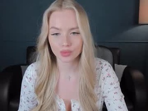avroragoldie's webcam