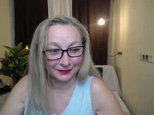 avrorarosiye's webcam