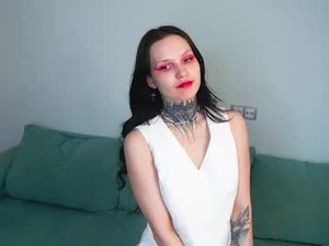 azaleeworlow's webcam