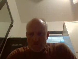 azguy4u2c111's webcam