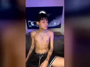 aztecroz's webcam