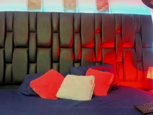 baby_rousse_'s webcam