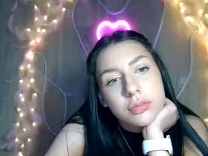 babyfoxie18's webcam
