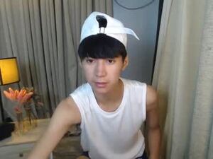 babymasterbater's webcam