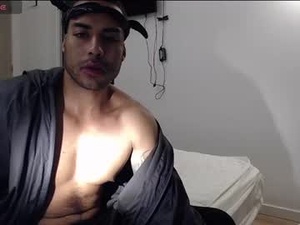 bbc_monster1's webcam