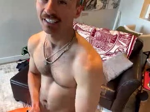 beautifulbroken's webcam
