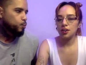 bella_and_koko's webcam