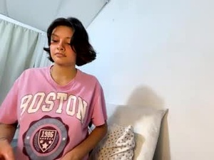 bella_anni's webcam