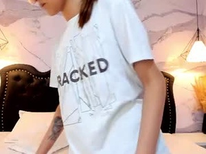 bella_greyss's webcam
