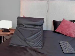 bella_roxanne's webcam