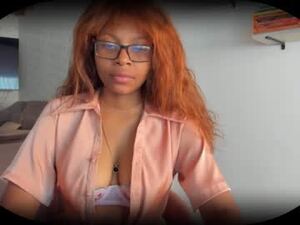 bellablakes18's webcam