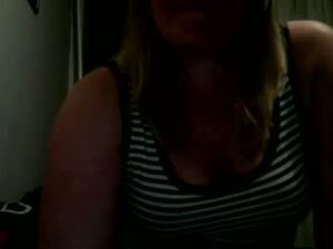 bellalove335's webcam