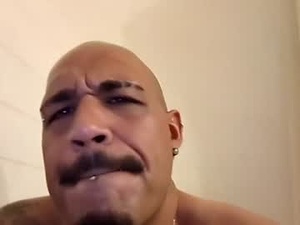 bigdickbandit13909's webcam