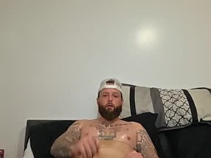 bigdickitalian777's webcam