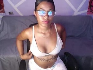 black_scarlet_'s webcam