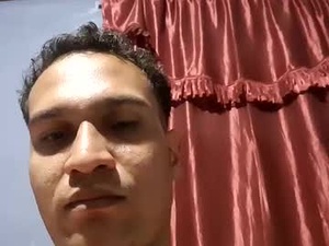 bladimir_pug's webcam