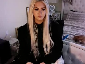 blondebunnyx1's webcam
