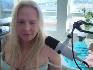 blondegirlsummer's webcam