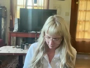 blondegoth_'s webcam