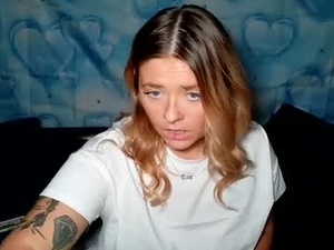 blonderebelxoxo's webcam