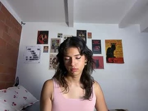 bloomingbella's webcam