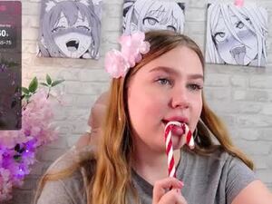 blush_ellie's webcam