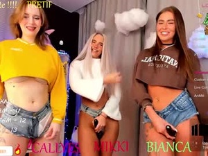 blush_mikki's webcam