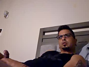 bobbyhill0798's webcam