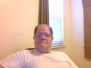 bootyhound's webcam