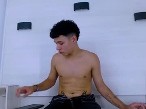 bratt_sanderz's webcam