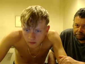 britishhugecock's webcam