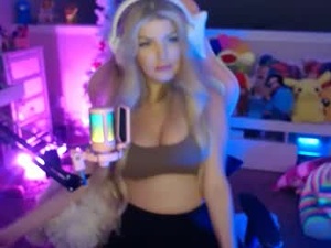 britneyskylarx's webcam