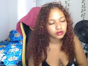 brunette_nasty1's webcam