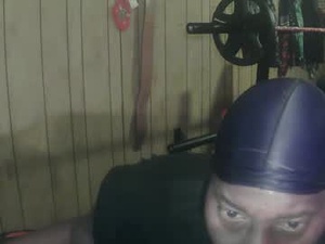 bussitdown_313's webcam