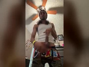 callmeprettydick's webcam