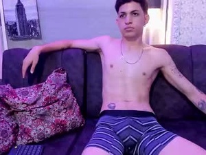 cameron_lux4's webcam