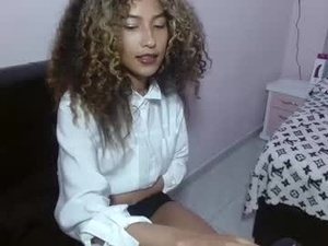 candela_ruiz's webcam