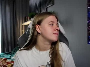 candy_meggie's webcam
