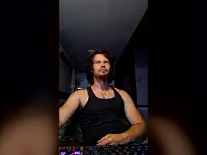 captaingoodwine's webcam