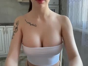 caressysiren's webcam