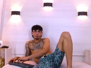 carlos_tattooboy's webcam