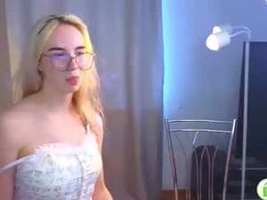 caroline_hey's webcam