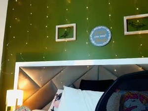 celeste_elan's webcam