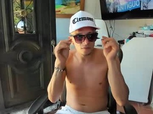 charliehotfire's webcam