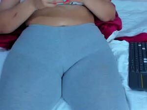 charlotte_martinez_'s webcam