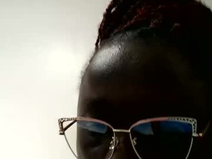 cheeky_charms's webcam