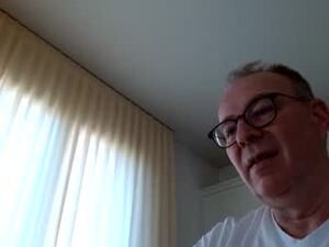 cheer2u2's webcam