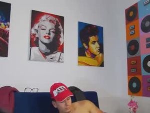 chloe_magnusknight_'s webcam