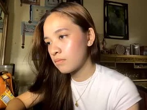 chloewhilden's webcam