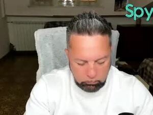 chris__hammer's webcam